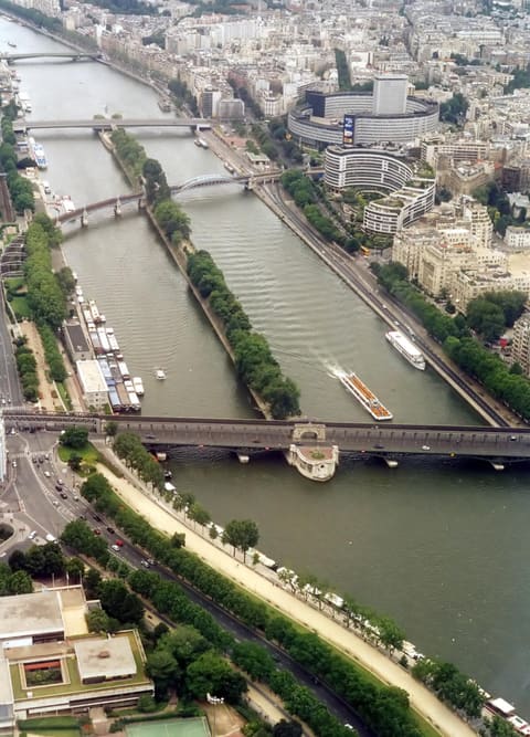 France travel eSIM — prepaid data plans